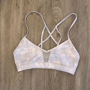 Alo Yoga Goddess Bra in White Python